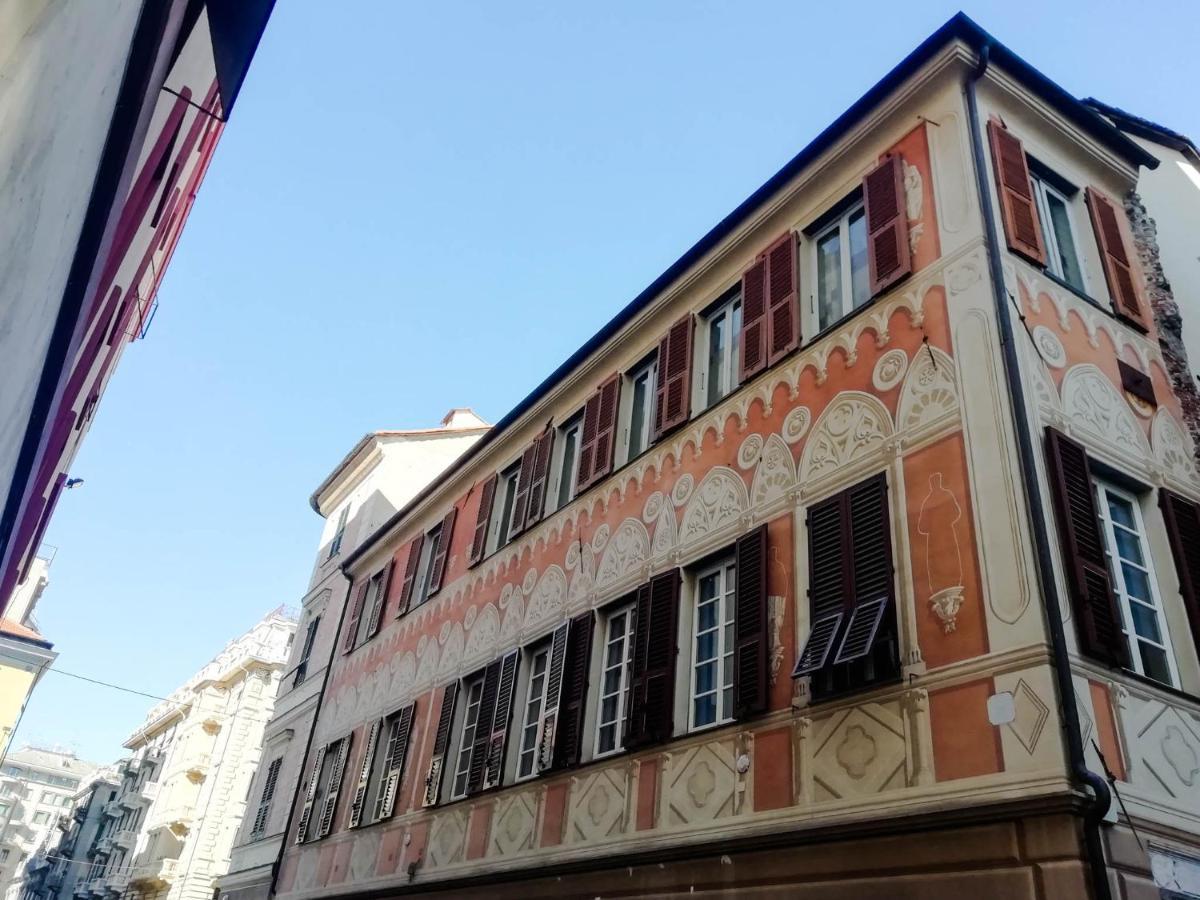 Mistrangelohome 3 - Appartamento In Pieno Centro サヴォーナ エクステリア 写真