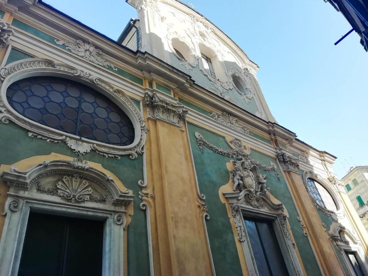 Mistrangelohome 3 - Appartamento In Pieno Centro サヴォーナ エクステリア 写真