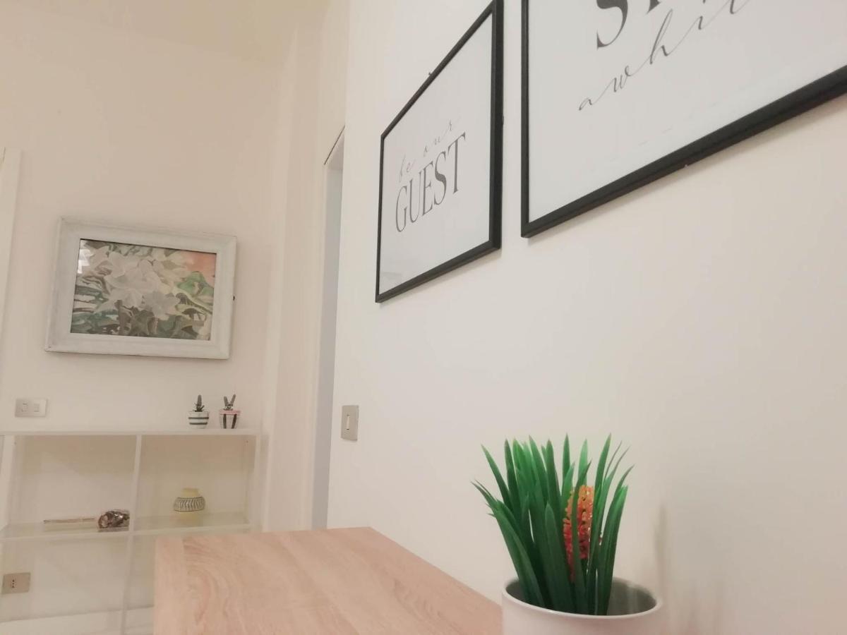 Mistrangelohome 3 - Appartamento In Pieno Centro サヴォーナ エクステリア 写真